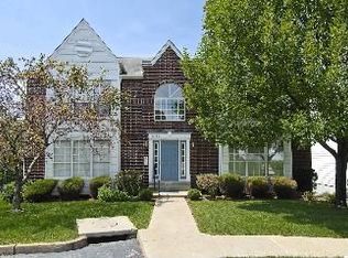 1341 Crossings Ct UNIT A, Ballwin, MO