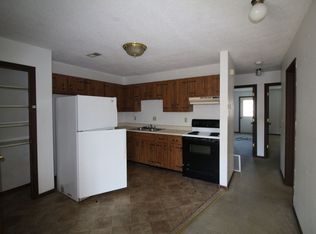 11 Village West Ct APT 301, Washington, MO 63090