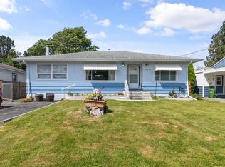 45601 Herron Ave, Chilliwack, BC V2P 3G8