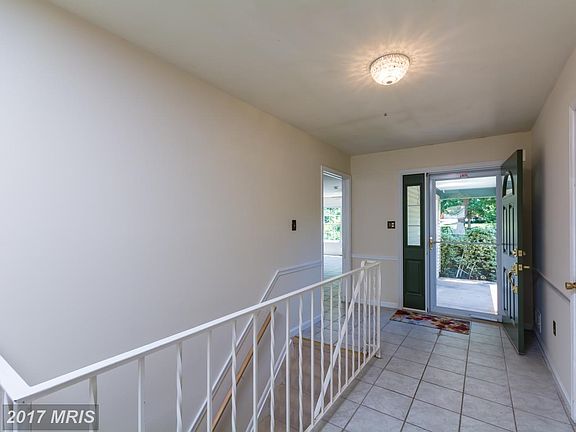 Inviting light-filled entryway