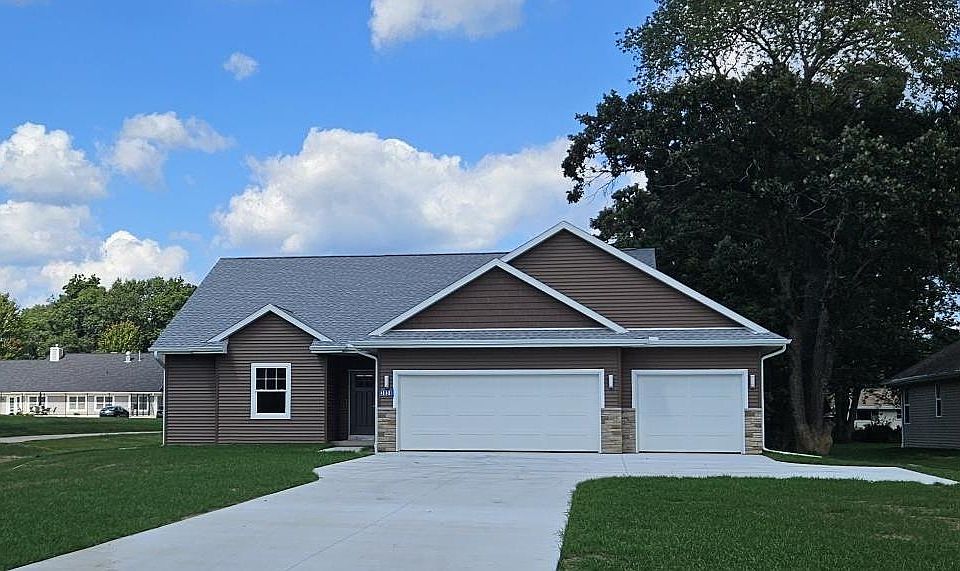 1st image of 3831 Avery Ln