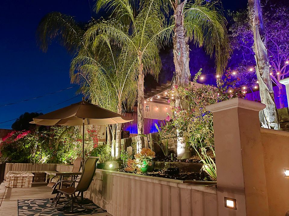 Private patio with 4 tiers and colored lights, new patio furniture, BBQ, fire pit