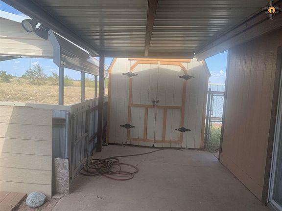 5th image of 5910 N La Mesa St