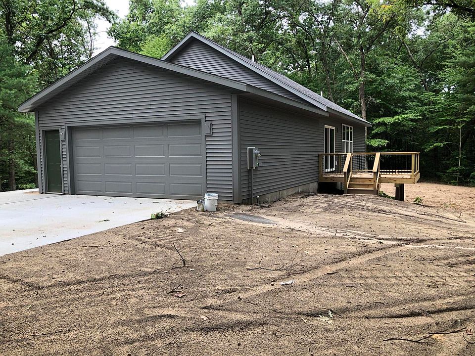 2nd image of 2024 Limberlost Ln
