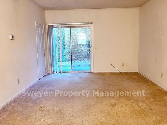 2nd image of 721C Bragg Dr