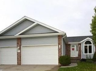 824 Karen Dr, Lincoln, NE 68522