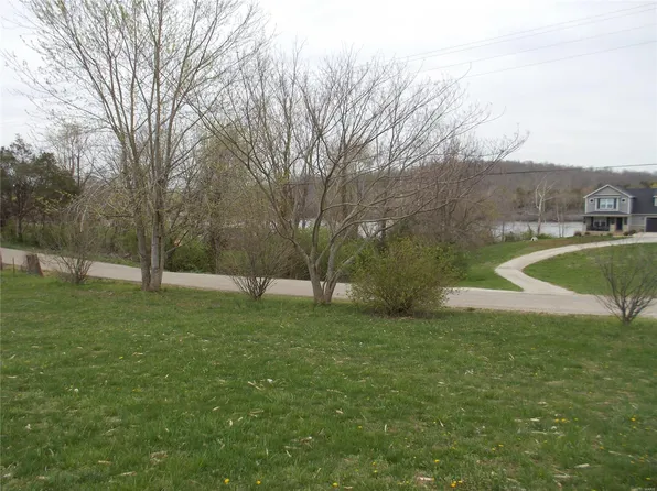 1911 Madison St #209, Fredericktown, MO 63645