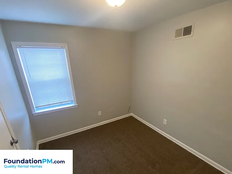4208 Beacon Hill Dr — Photo 11