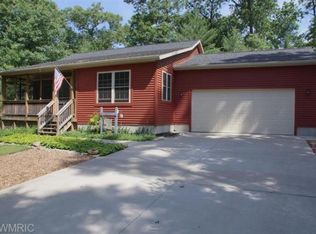 1696 Black Hawk Ln, Twin Lake, MI 49457