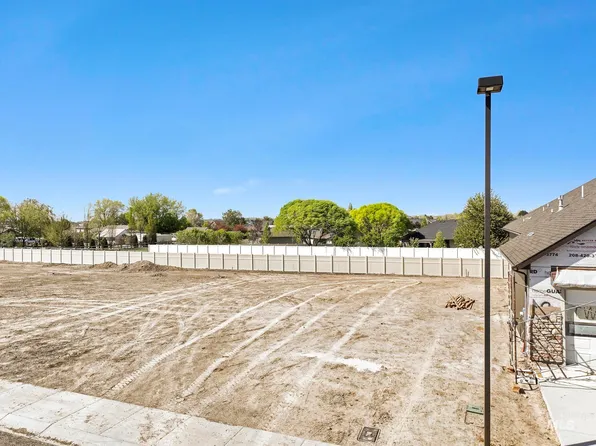 832 Willowa Rd, Twin Falls, ID 83301