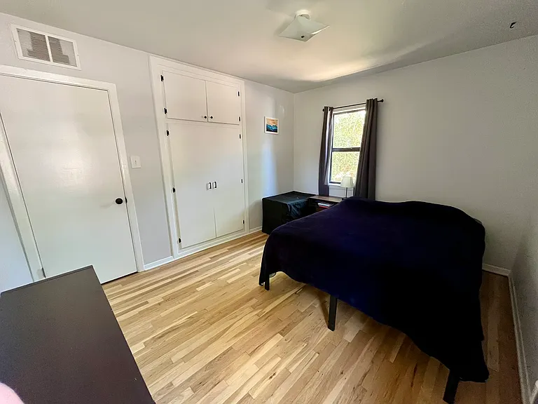 1655 S Newton St — Photo 16