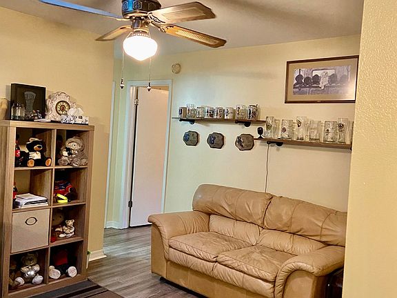 5th image of 281 Brandy Hills Dr