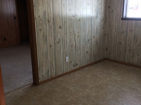 3rd image of 872 Belle Aire St #72