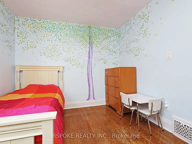 139 Greenwood Ave — Photo 12