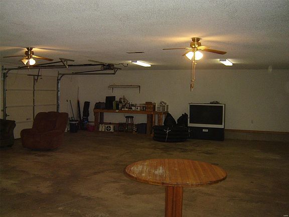 2nd image of 11782 Crest Ln