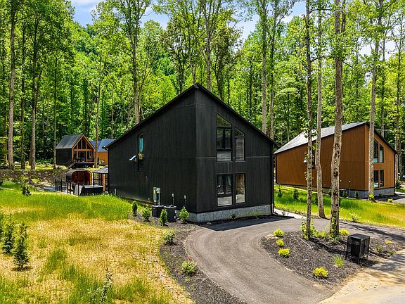 3rd image of 4142 Fontaine Way Lot 8