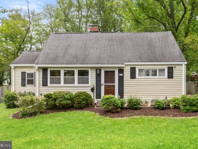 6604 Barrett Rd, Falls Church, VA, 22042