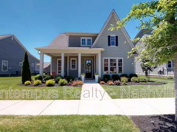 2856 Americus Dr, Thompsons Station, TN 37179