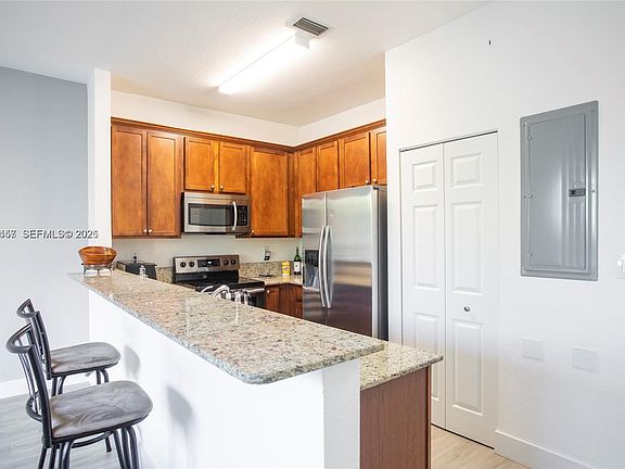 5th image of 8925 SW 18th St #404