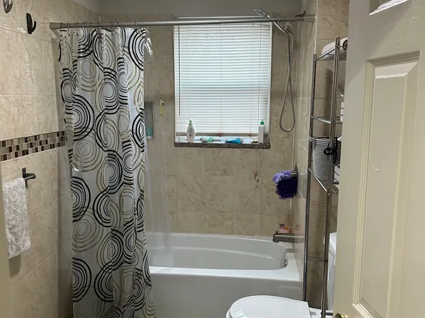 33 Vinton St #2, Providence, RI 02909