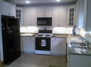 30 Lincoln Rd #B, Newton, MA 02458