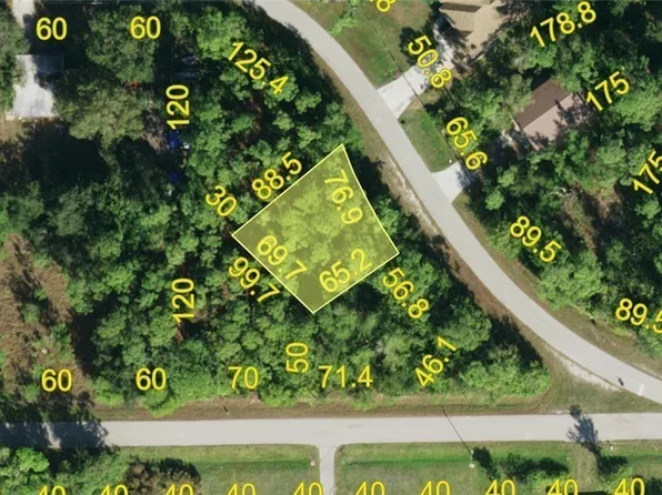 28323 S Twin Lakes Dr, Punta Gorda, FL 33955