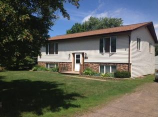 2403 Prospect Ave, Cloquet, MN 55720
