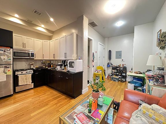 3rd image of 53 S 11th St #3A