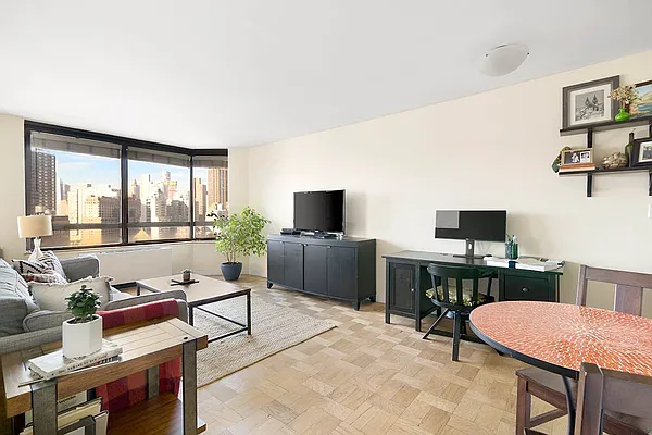 Rented by Douglas Elliman | media 2