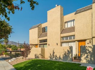 984 W Riverside Dr UNIT 9, Burbank, CA 91506