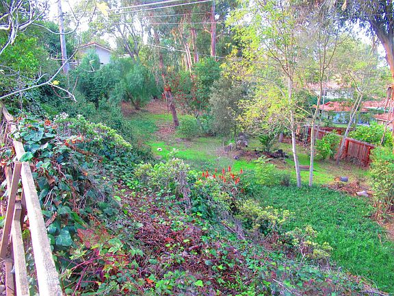 CITY OWNED TRAIL BEHIND REAR YARD FOR ADDITIONAL PLAY AREA FOR KIDS. ADJACENT TO PALOS VERDES ESTATES