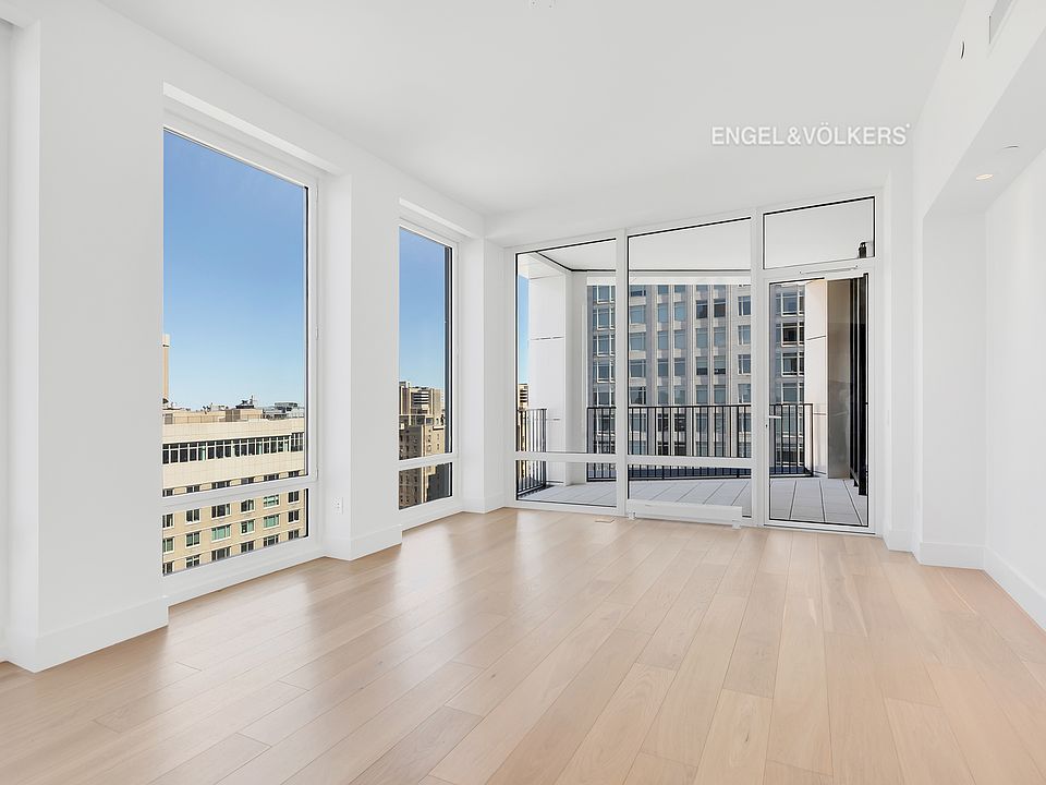 1st image of 15 W 61st St #30B
