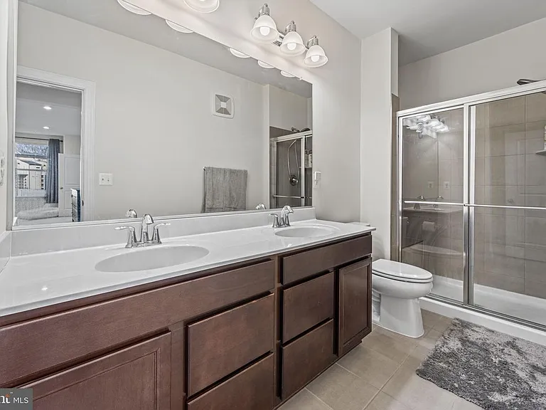 12384 Azure Ln — Photo 23