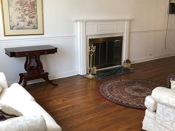 5th image of 8608 Hamlin Ave