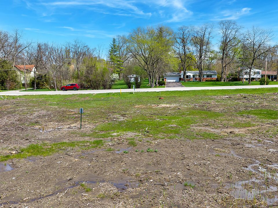 1st image of 315 & 335 Saint Marys Rd N