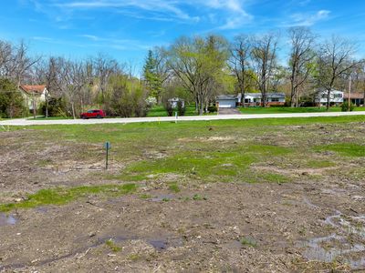 315 & 335 Saint Marys Rd N, Libertyville, IL, 60048