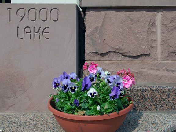3rd image of 19000 Lake Rd APT 506