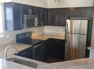 1811 Michigan Ave APT 207, Naperville, IL 60563