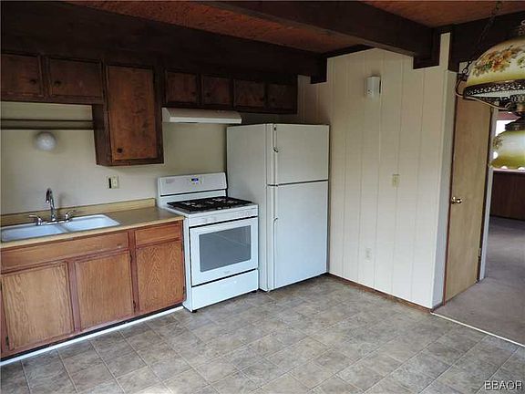 3rd image of 748 Elysian Blvd