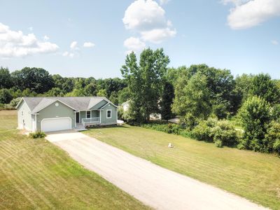 3169 W White Lake Dr, Whitehall, MI, 49461