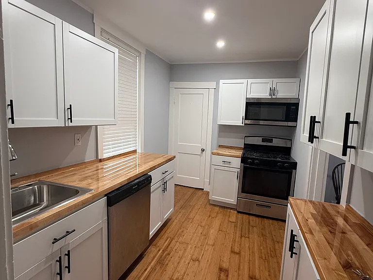 1331 Methyl St — Photo 20
