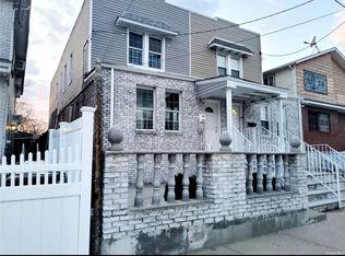 12842 150th St, Jamaica, NY 11436