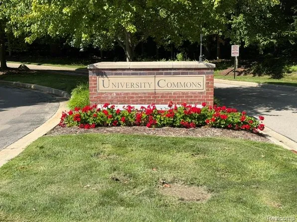 807 Asa Gray Dr APT 305, Ann Arbor, MI 48105