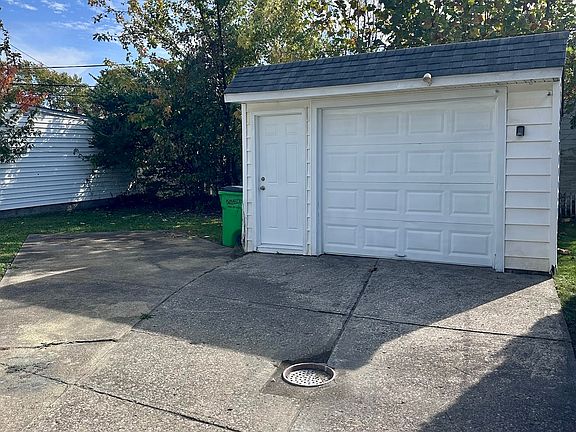 4th image of 12818 Park Knoll Dr