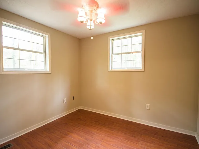 207 Woody Dr — Photo 19