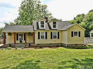 432 Marsh Rd, Charlotte, NC 28209