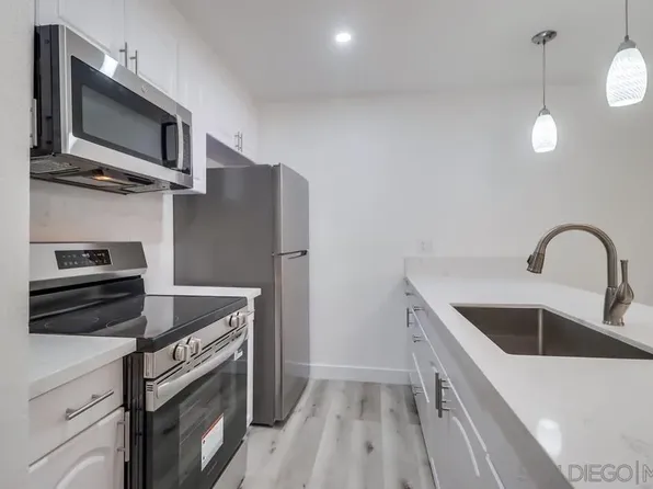 4209 45th St APT 8, San Diego, CA 92115