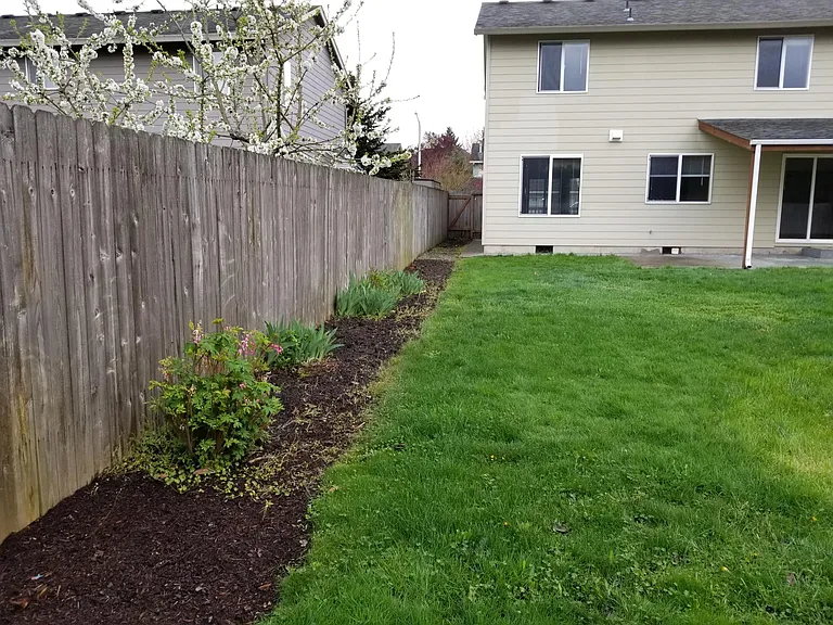 17404 NE 26th Way — Photo 2