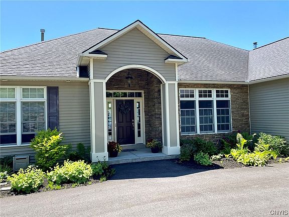 2nd image of 2645 Porter Ln