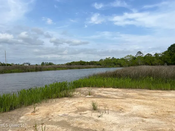 LOT 881 W Gulf Rd Lot 881, Bay Saint Louis, MS 39520